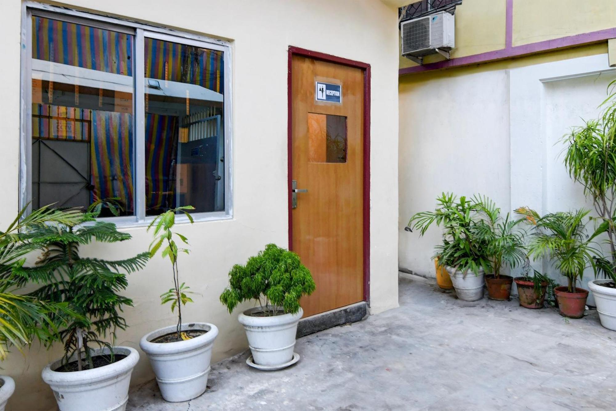 Super Hotel O Picnic Garden Formerly Amaris Stay كولكاتا المظهر الخارجي الصورة