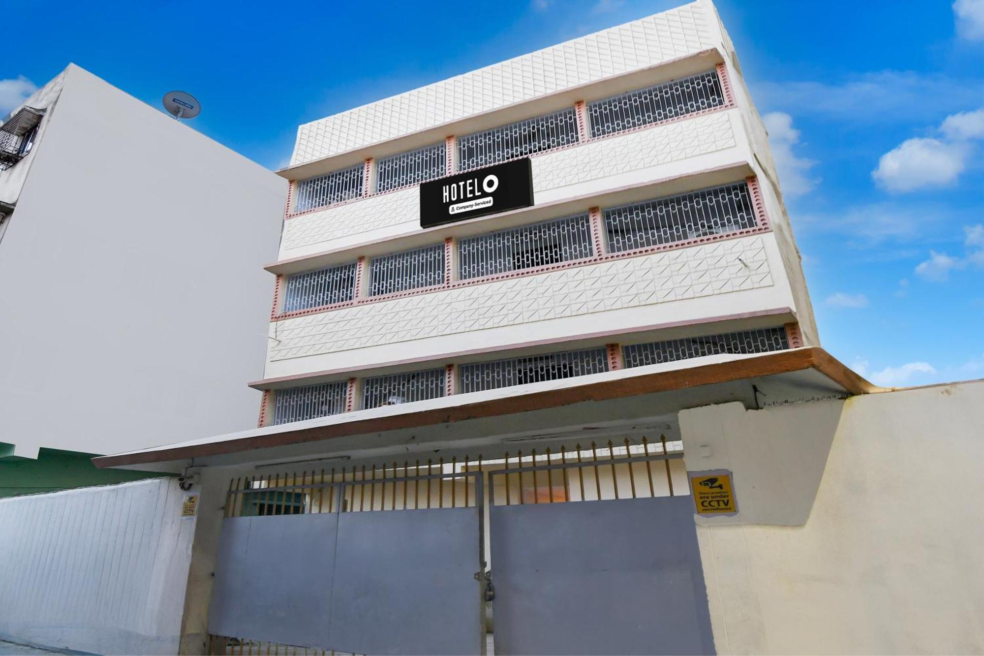 Super Hotel O Picnic Garden Formerly Amaris Stay كولكاتا المظهر الخارجي الصورة